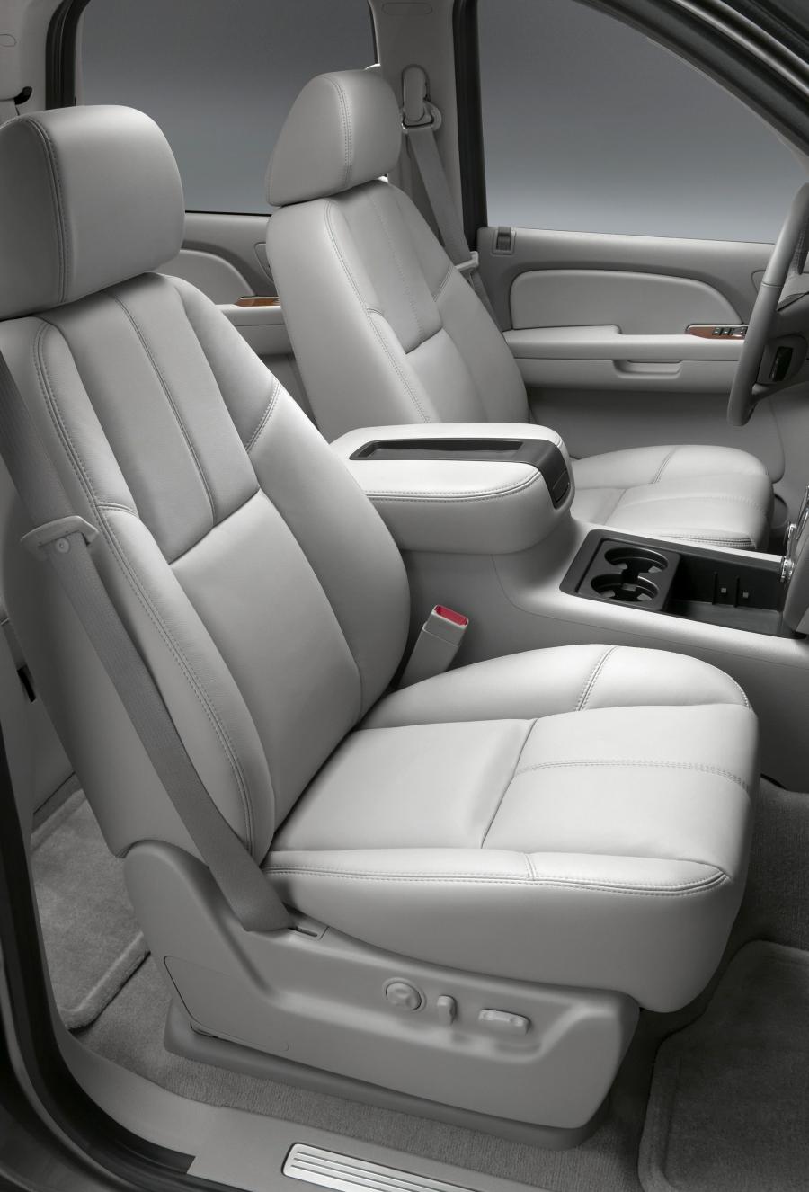  GMC Yukon 2008 года  (фото 18 из 32)